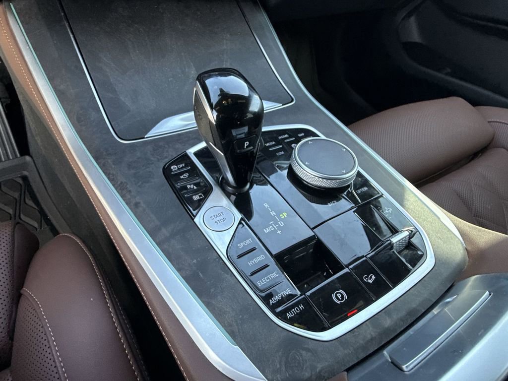 Used 2023 BMW X5 xDrive45e w/ Parking Assistance Package image 20