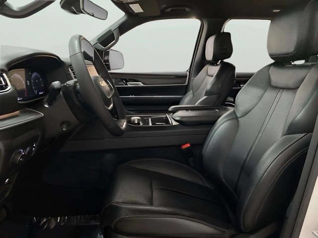 Used 2024 Jeep Wagoneer Series II w/ Flexible Seating Group RWD image 64