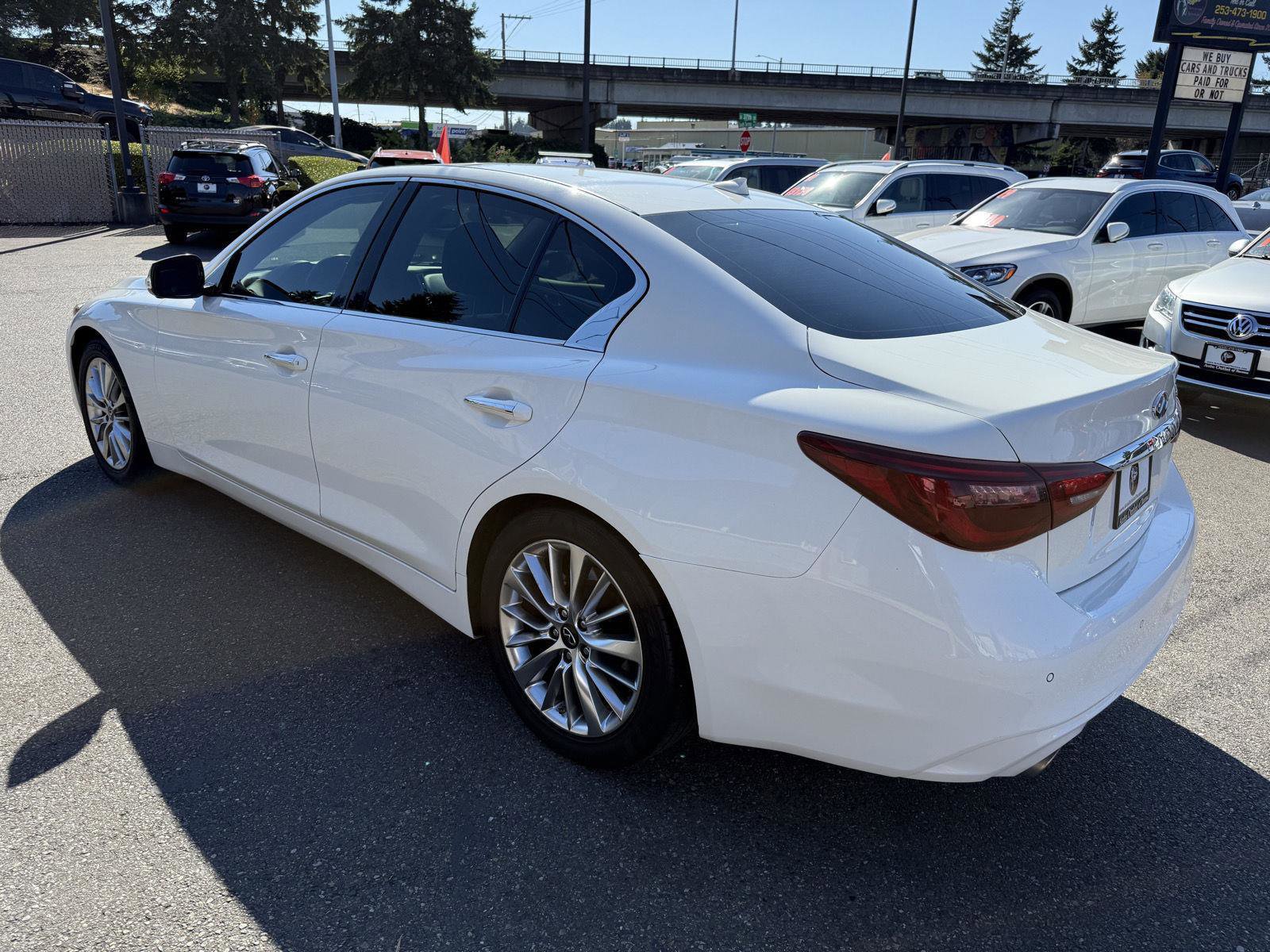 Used 2021 INFINITI Q50 Luxe image 14