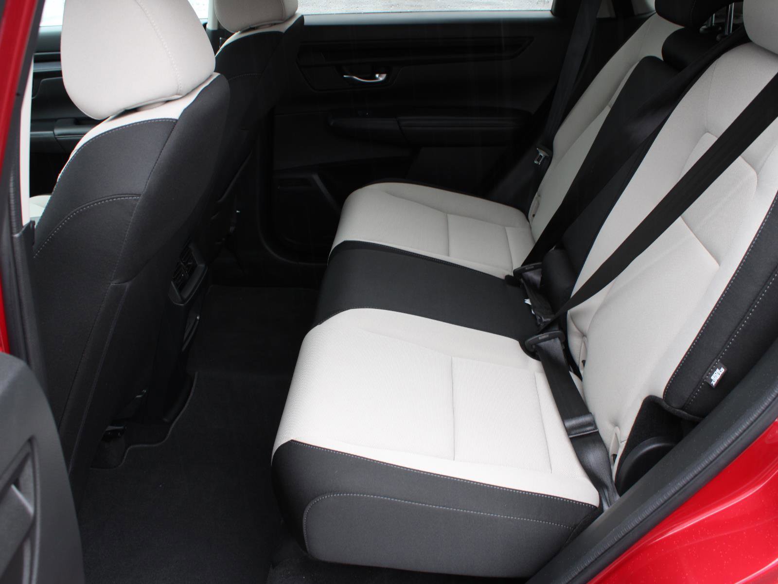 Certified 2025 Honda CR-V EX image 18