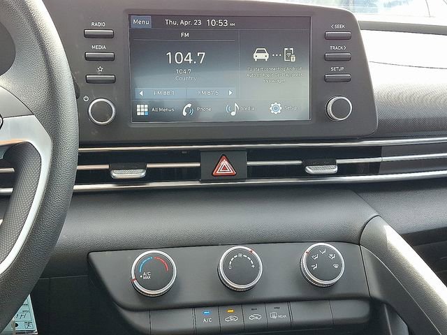 New 2026 Hyundai Elantra SE FWD image 9