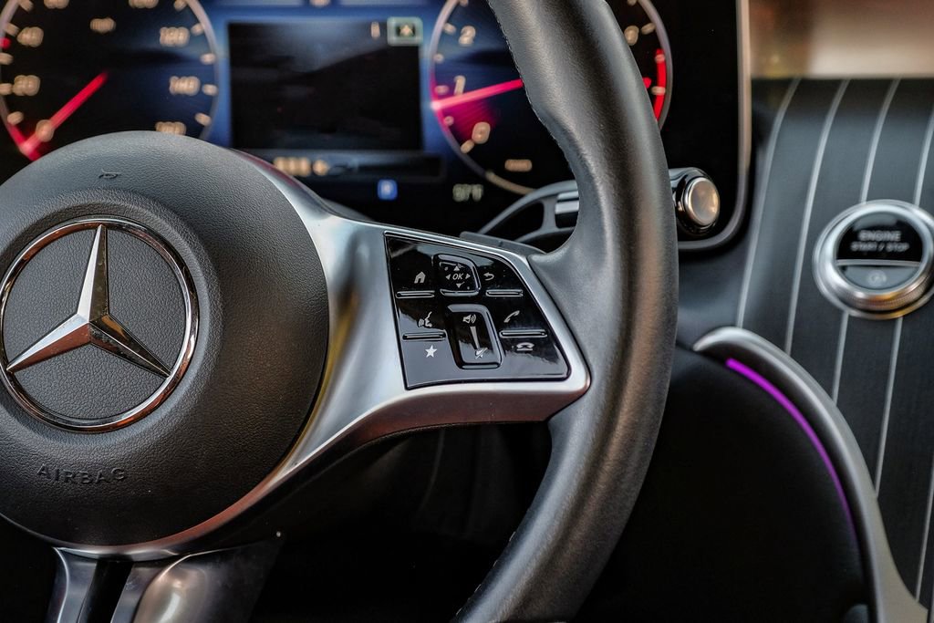 Used 2023 Mercedes-Benz GLC 300 GLC 300 image 22