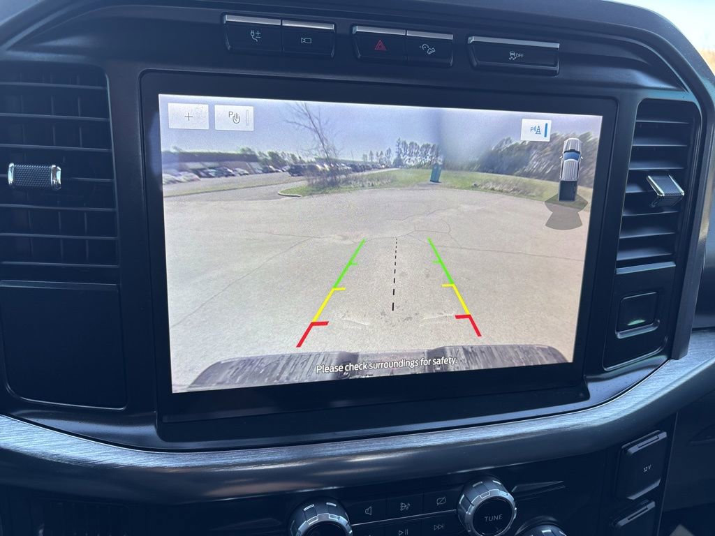 Used 2023 Ford F150 Lariat w/ FX4 Off-Road Package image 15