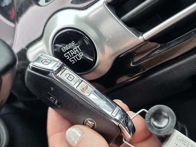 Used 2021 Kia Seltos SX w/ SX Sunroof Package image 17