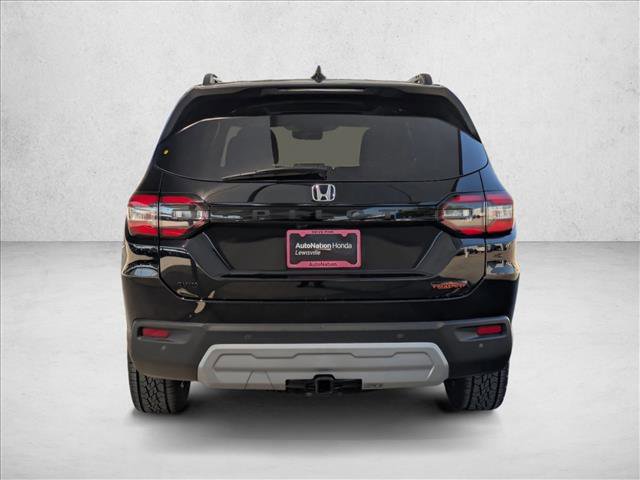 New 2025 Honda Pilot TrailSport image 8