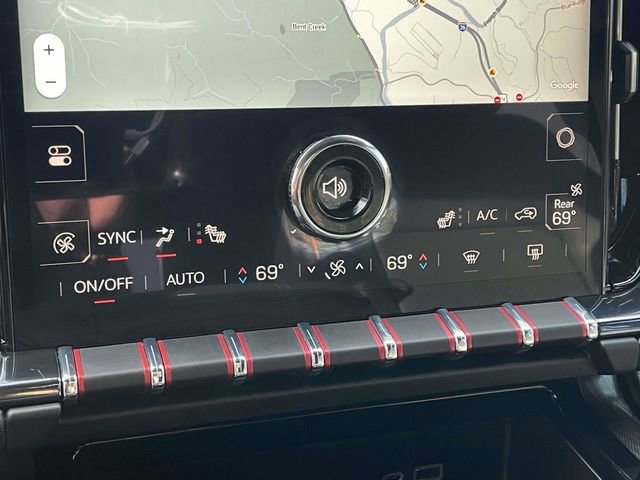 Used 2025 GMC Yukon AT4 image 30