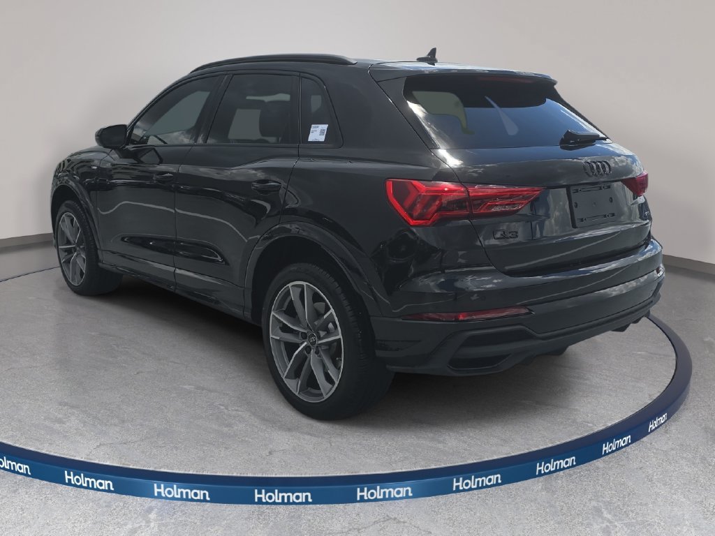 Certified 2025 Audi Q3 2.0T Premium w/ Convenience Package AWD/4WD image 7