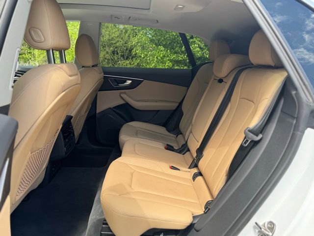 Used 2023 Audi Q8 Premium w/ Convenience Package AWD/4WD image 14