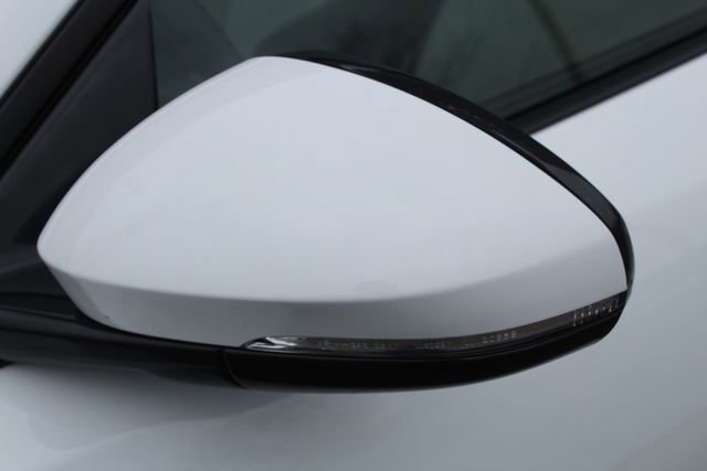 Used 2024 Jaguar F-TYPE R-Dynamic image 12