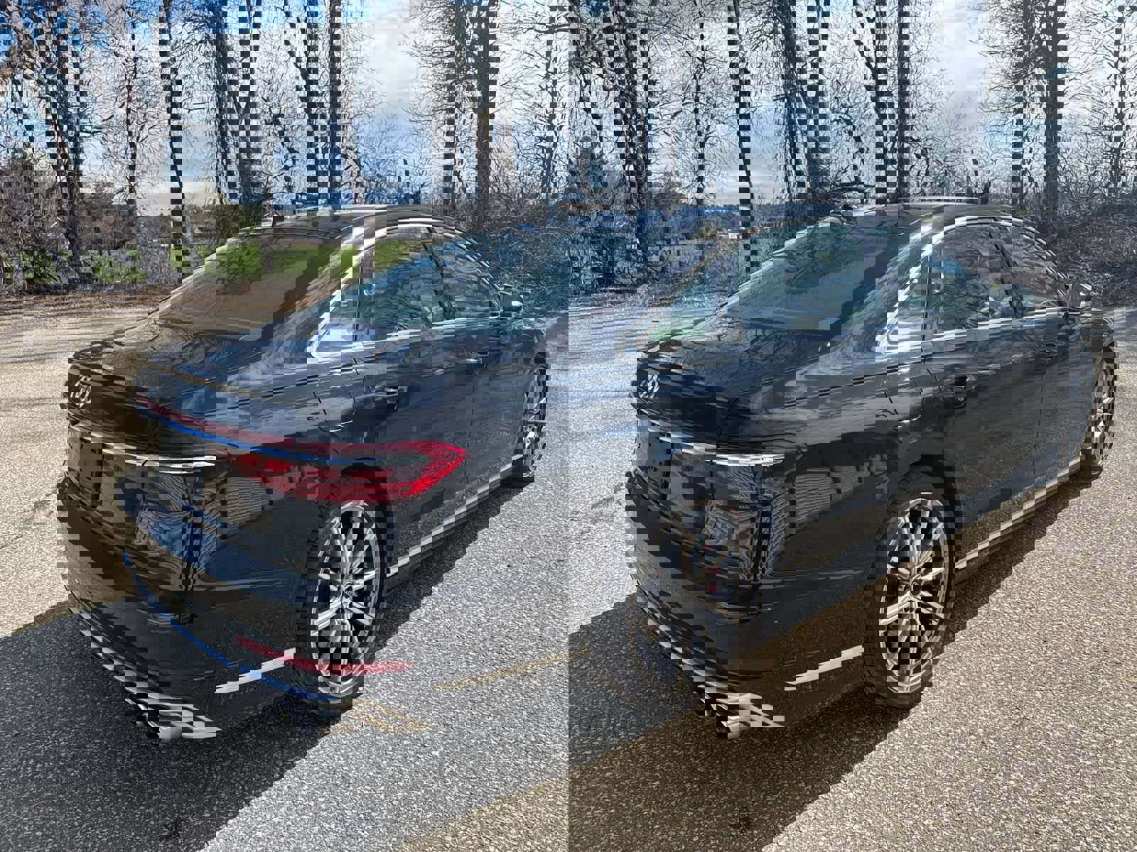 Used 2023 Audi S8 AWD/4WD image 5