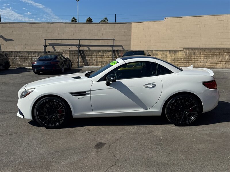 Used 2017 Mercedes-Benz SLC 43 AMG image 9