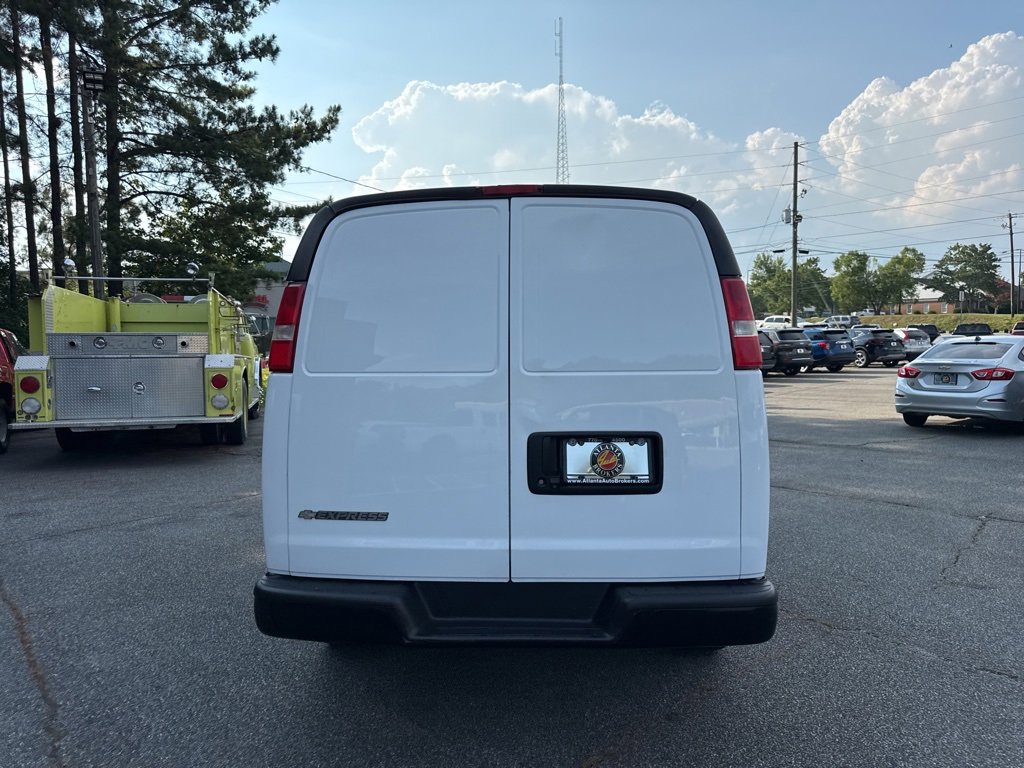 Used 2019 Chevrolet Express 2500 image 29