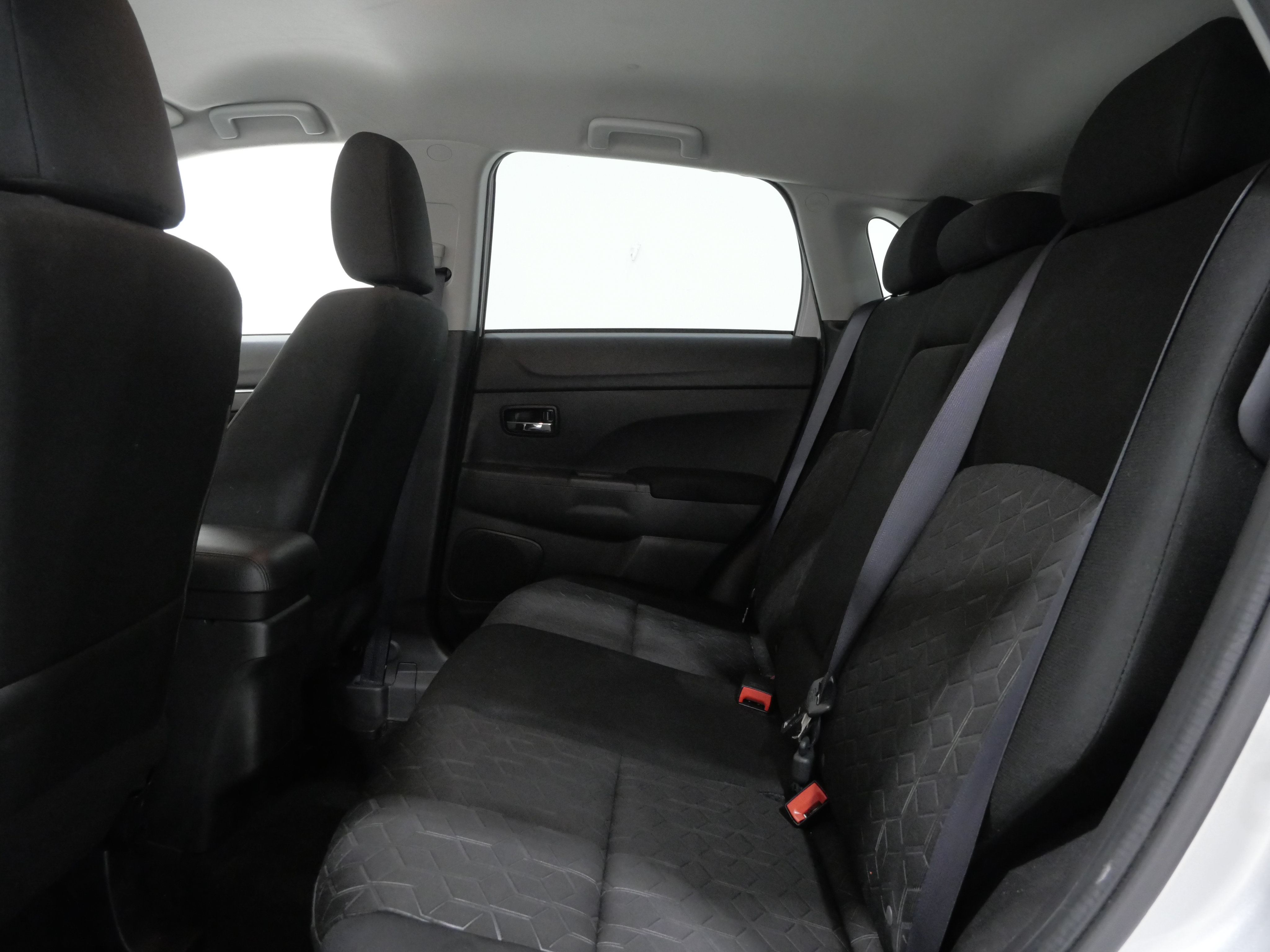Used 2024 Mitsubishi Outlander Sport ES AWD/4WD image 23