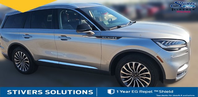 Used 2024 Lincoln Aviator AWD w/ Premium Package image 5