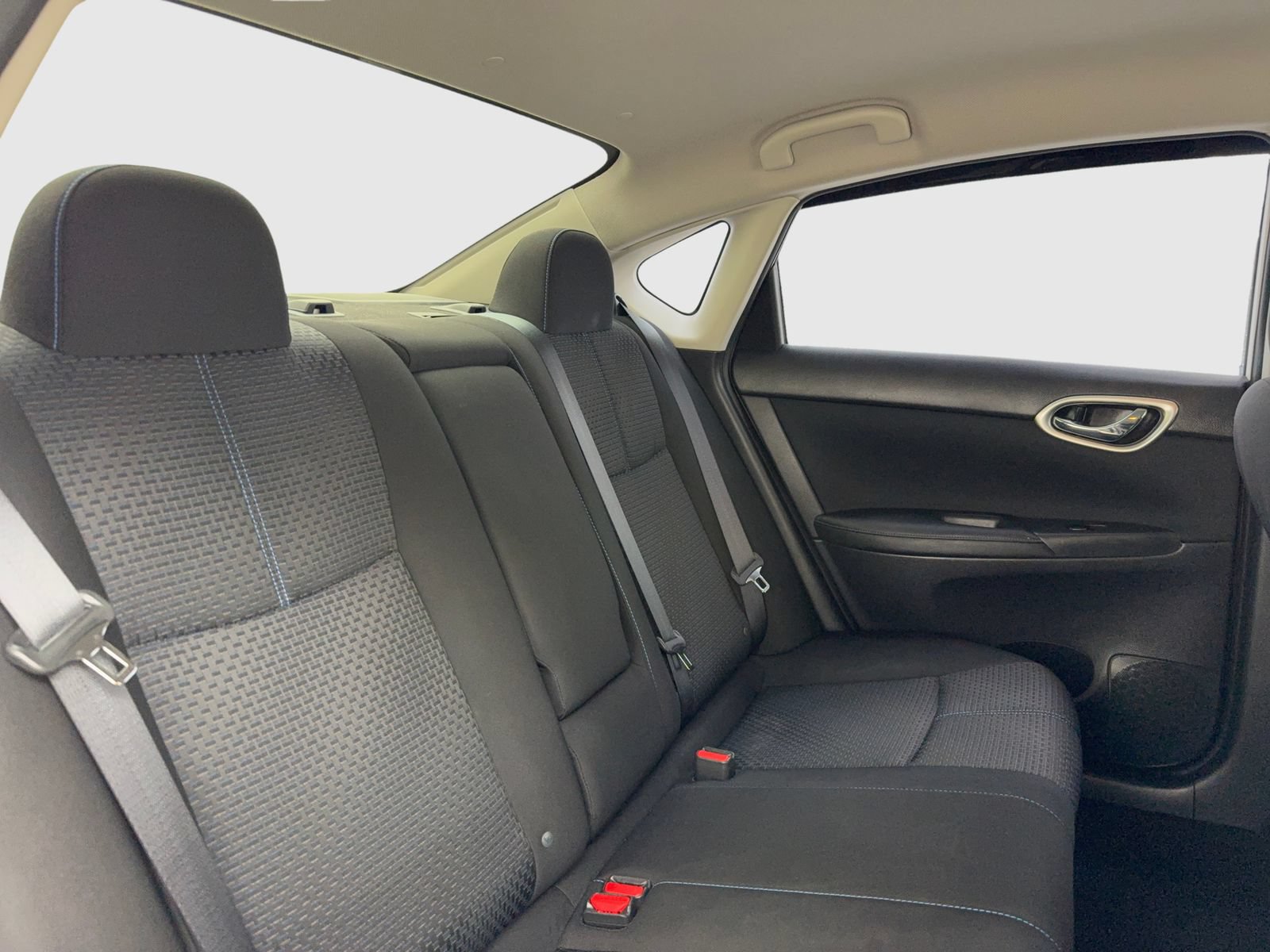 Used 2017 Nissan Sentra SR FWD image 42