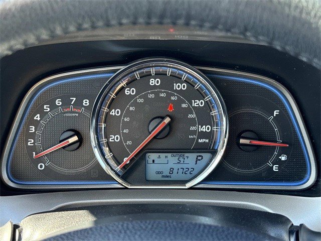 Used 2015 Toyota RAV4 Limited image 28