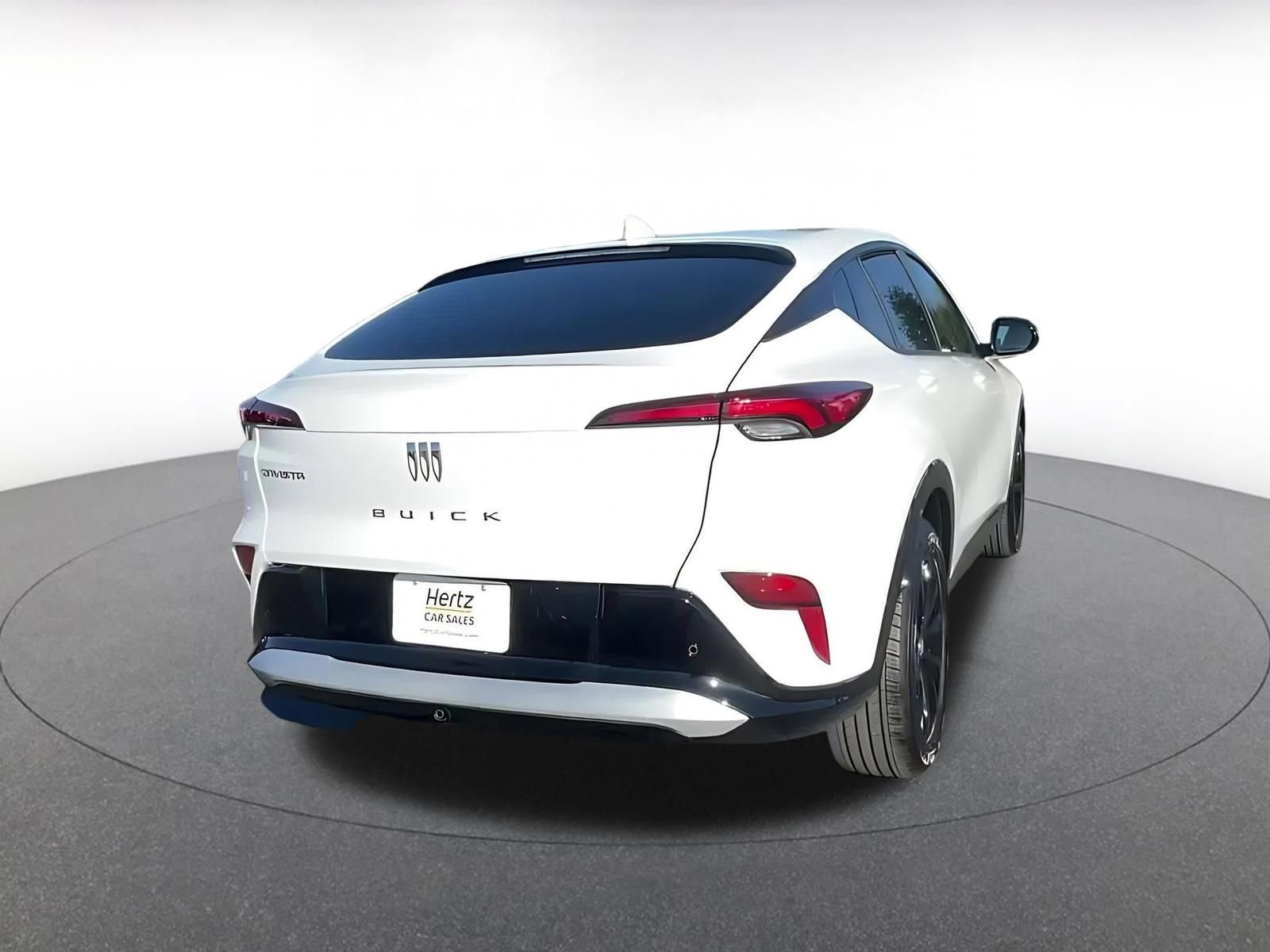 Used 2025 Buick Envista Sport Touring image 14