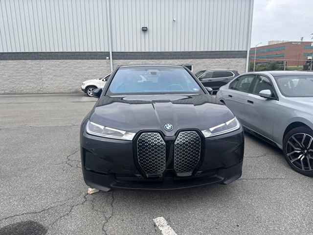 Certified 2024 BMW iX xDrive50 AWD/4WD image 6