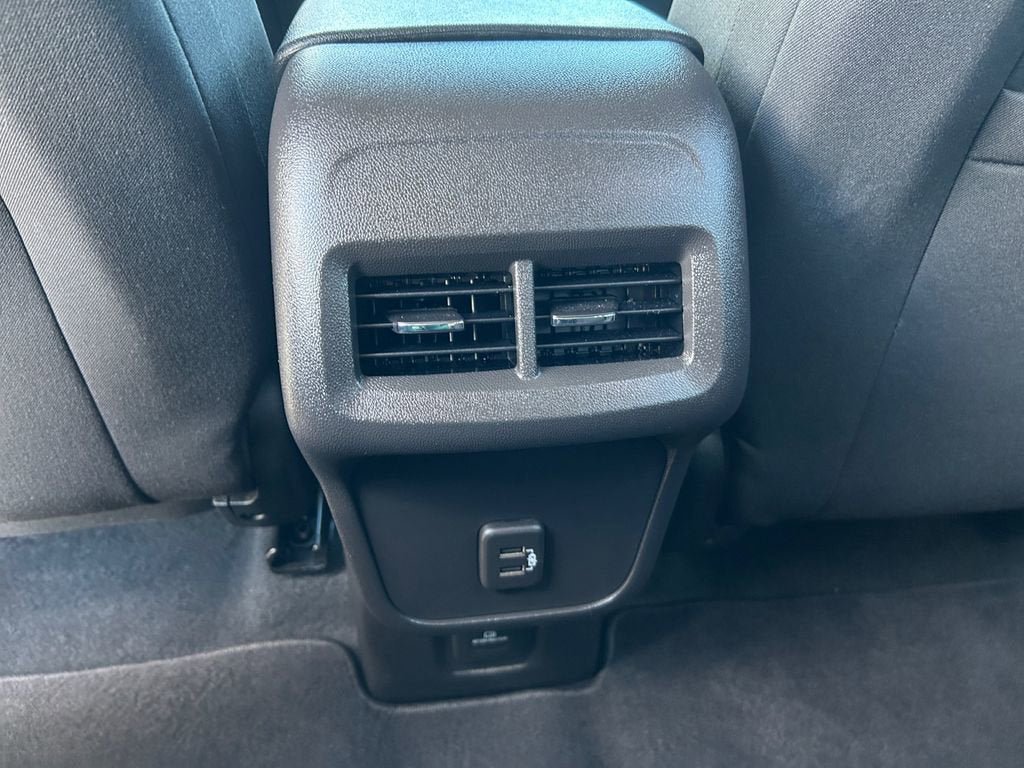 Used 2024 Chevrolet Equinox LT AWD/4WD image 34