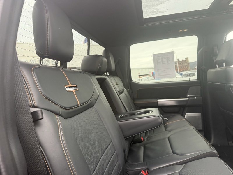 Used 2023 Ford F350 Platinum image 9