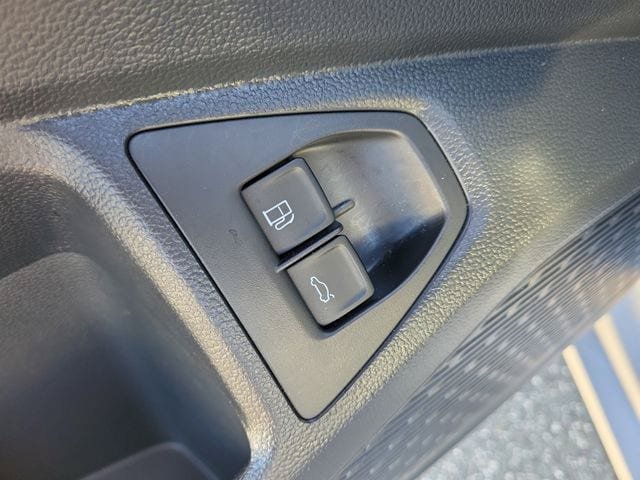 Certified 2023 Volkswagen Jetta SE w/ Panoramic Sunroof Package FWD image 15