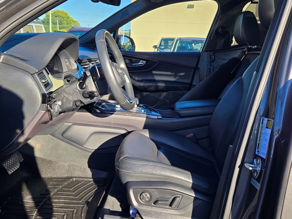 Used 2018 Audi Q7 3.0T Prestige image 31
