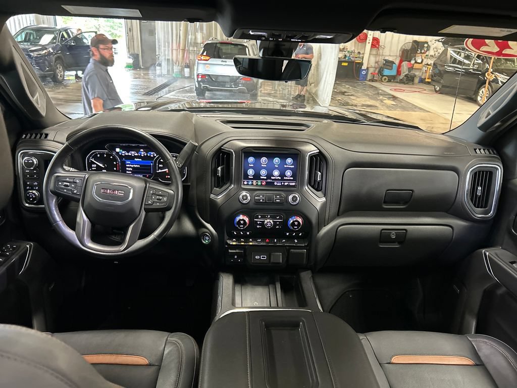 Used 2022 GMC Sierra 1500 AT4 w/ AT4 Premium Package AWD/4WD image 18