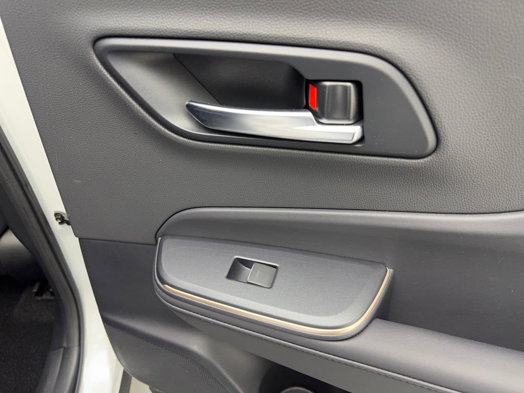 Used 2023 Toyota Crown XLE image 43