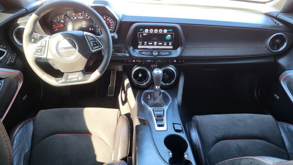 Used 2017 Chevrolet Camaro ZL1 image 24