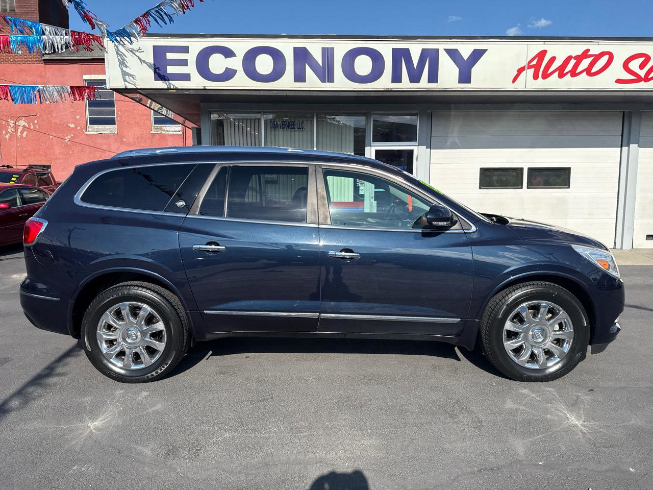 Used 2017 Buick Enclave Leather AWD/4WD image 2