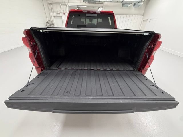 Certified 2023 Chevrolet Silverado 1500 High Country w/ Technology Package AWD/4WD image 23