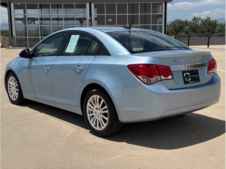 Used 2011 Chevrolet Cruze Eco FWD image 6