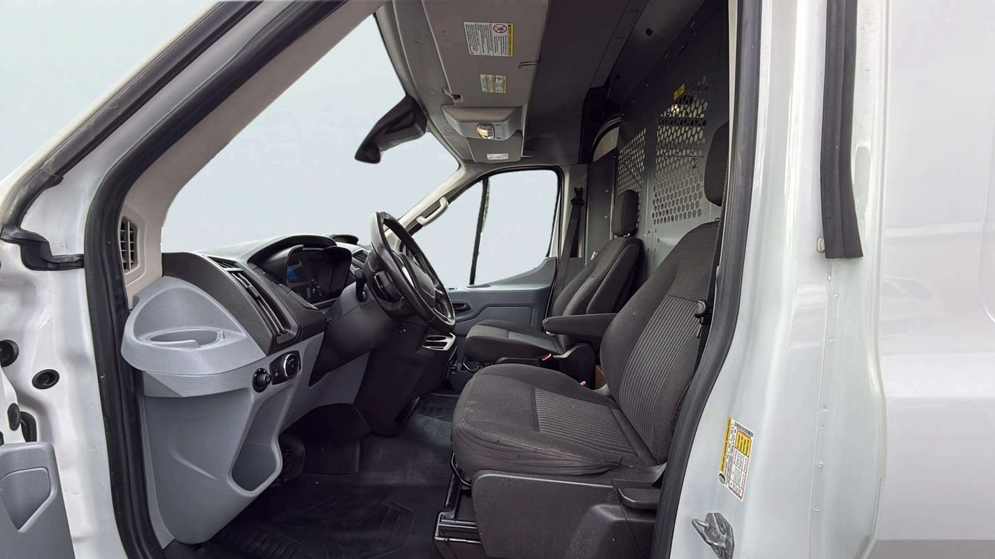 Used 2017 Ford Transit 250 130 Medium Roof RWD image 15