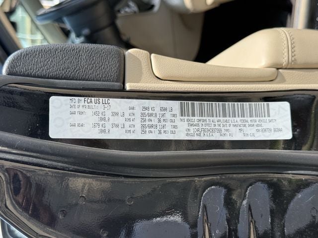 Used 2017 Jeep Grand Cherokee Limited AWD/4WD image 37