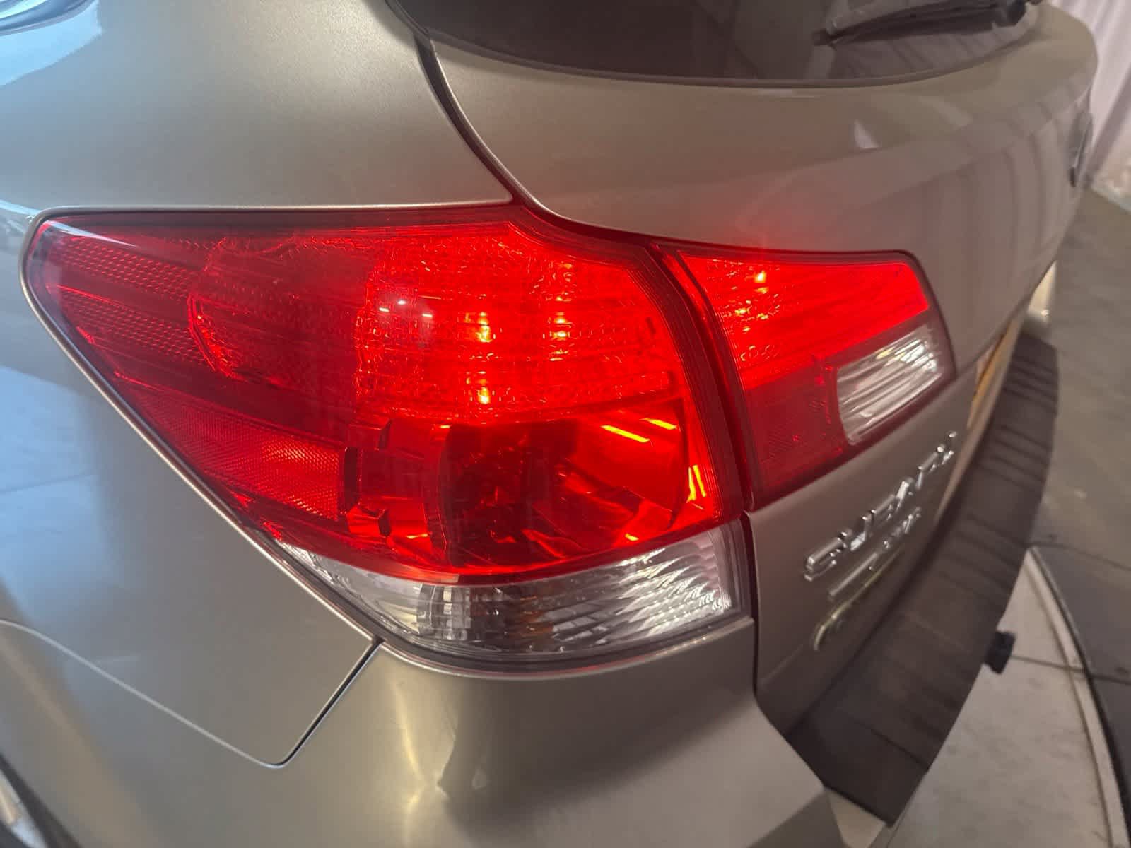 Used 2014 Subaru Outback 2.5i Limited w/ Moonroof Package AWD/4WD image 11