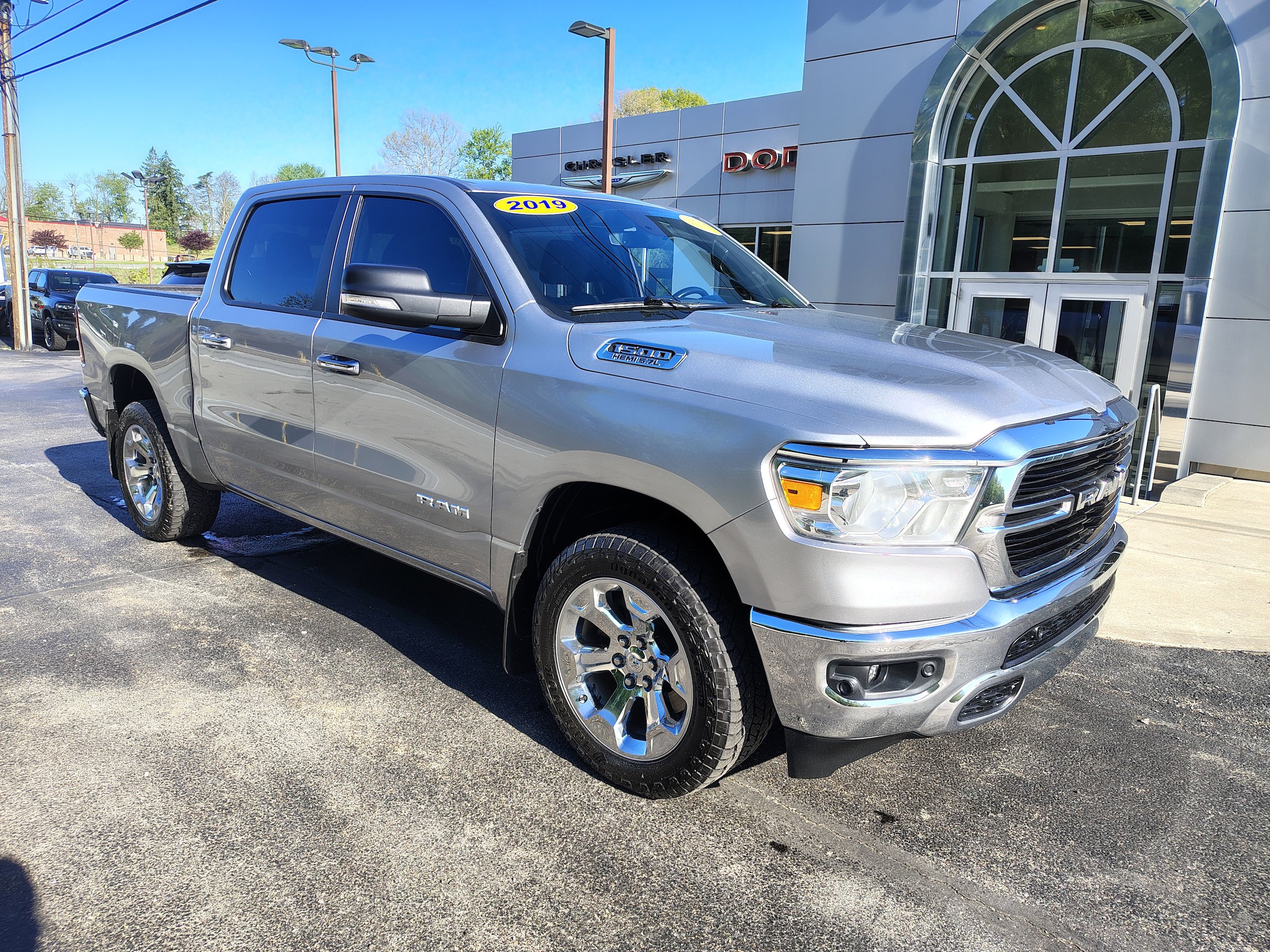Certified 2019 RAM 1500 Big Horn AWD/4WD image 2
