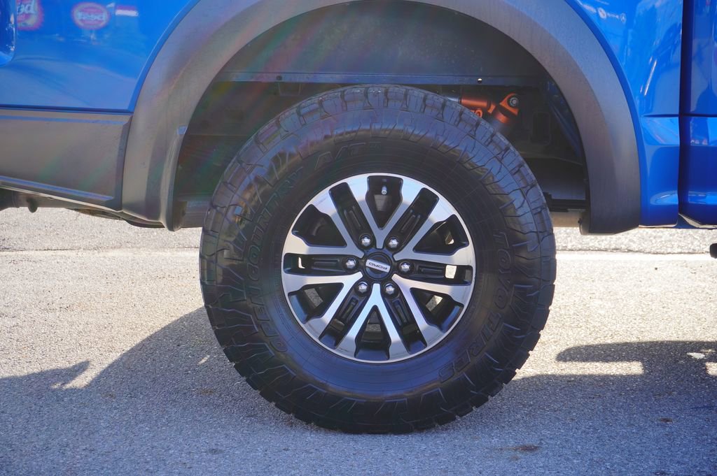 Used 2019 Ford F150 Raptor w/ Equipment Group 802A Luxury image 12