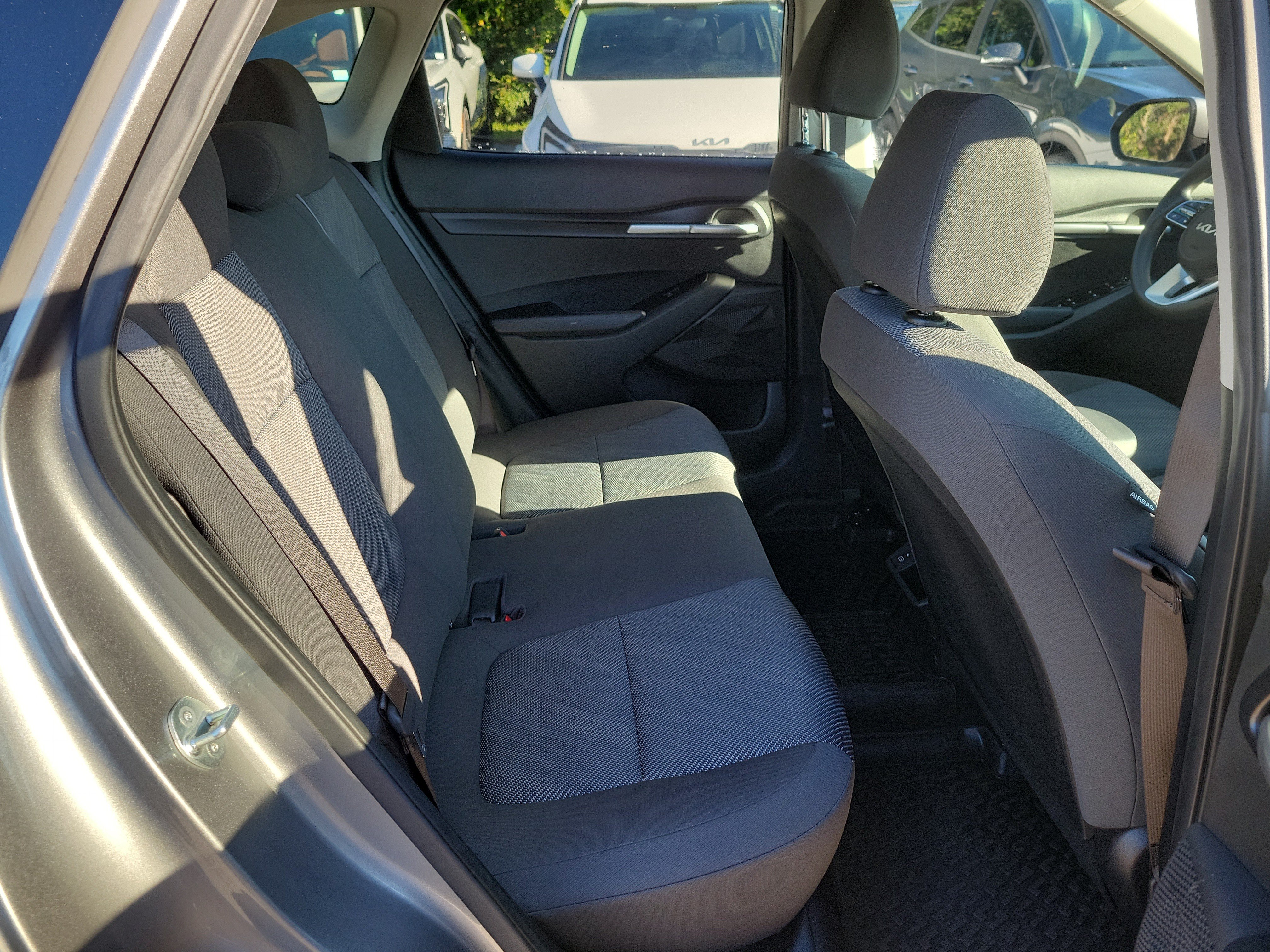 Used 2024 Kia Seltos LX AWD/4WD image 10
