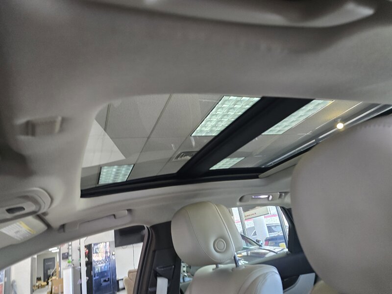 Used 2014 Cadillac XTS Luxury w/ Driver Awareness Package FWD image 27