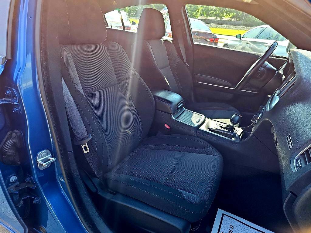 Used 2022 Dodge Charger SXT image 19