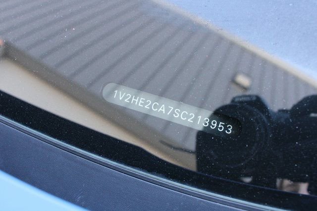 Used 2025 Volkswagen Atlas Cross Sport SE image 38