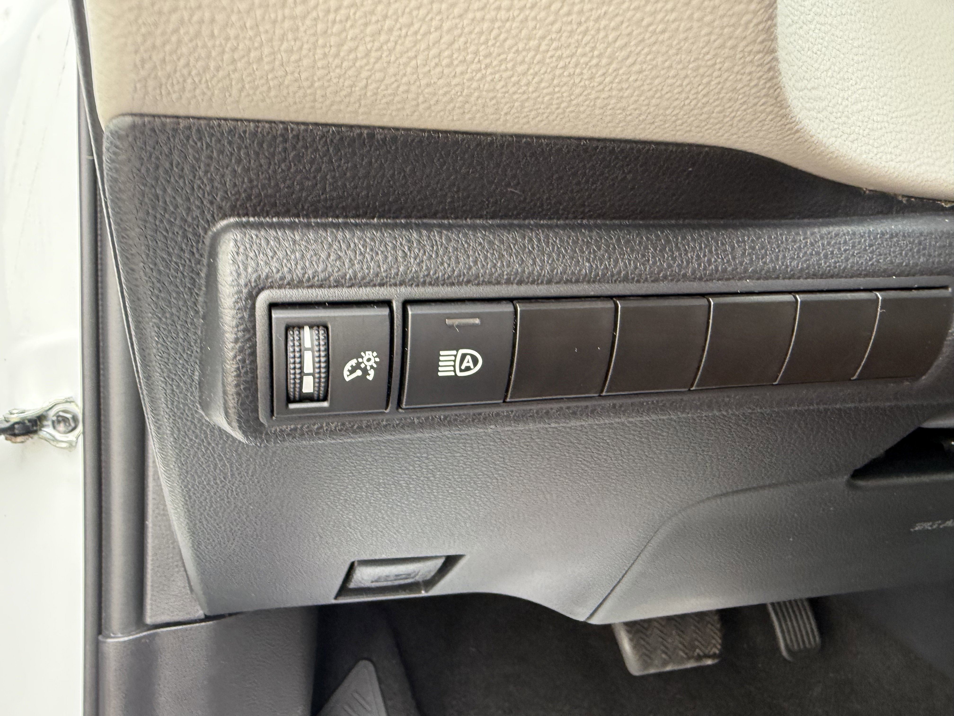 Certified 2024 Toyota Corolla LE FWD image 16