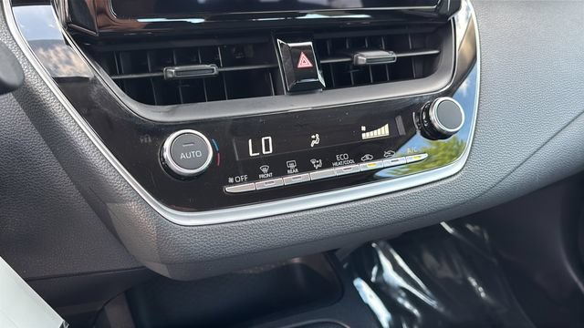 Used 2024 Toyota Corolla LE FWD image 29