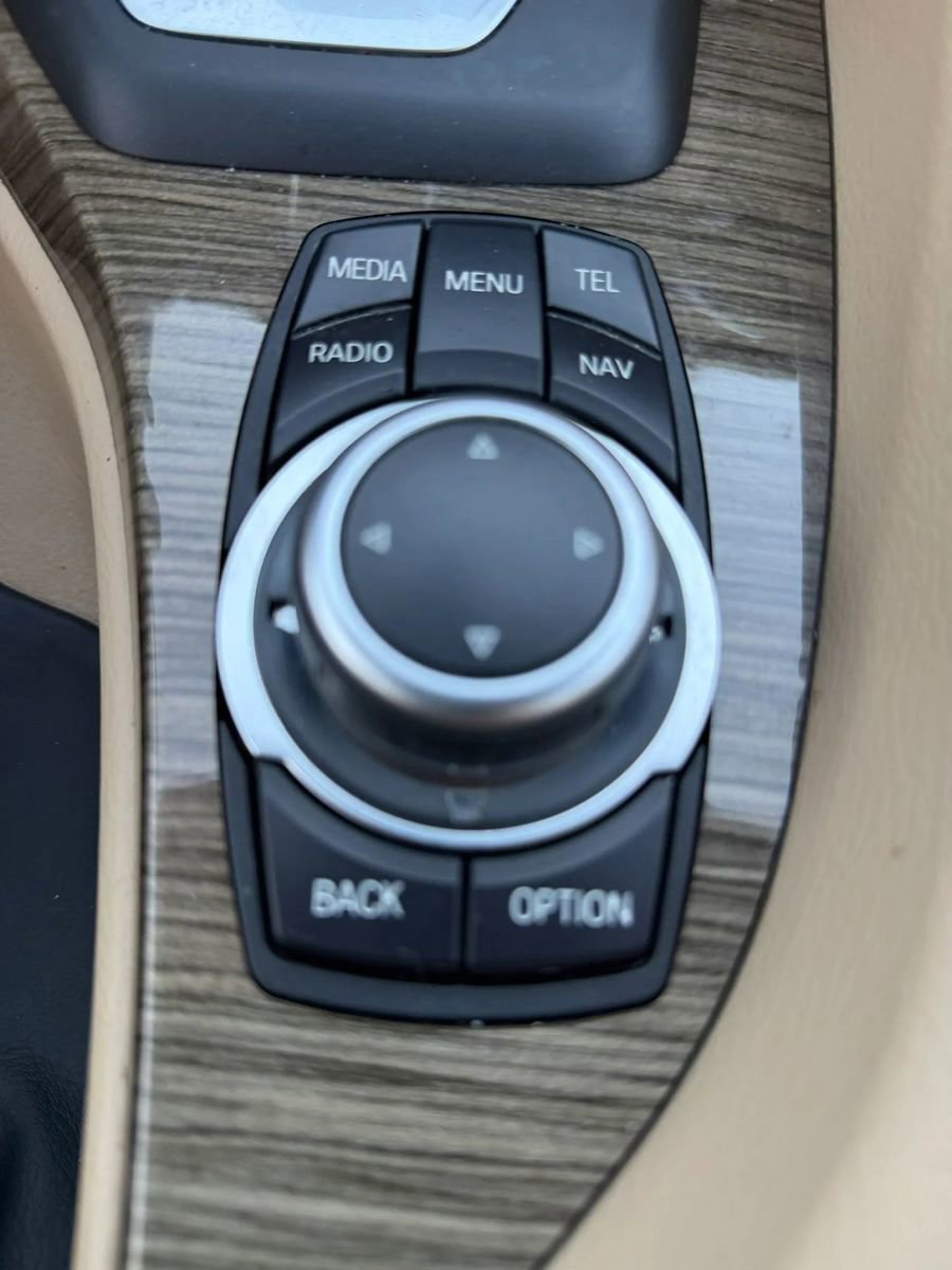 Used 2013 BMW X1 sDrive28i RWD image 17