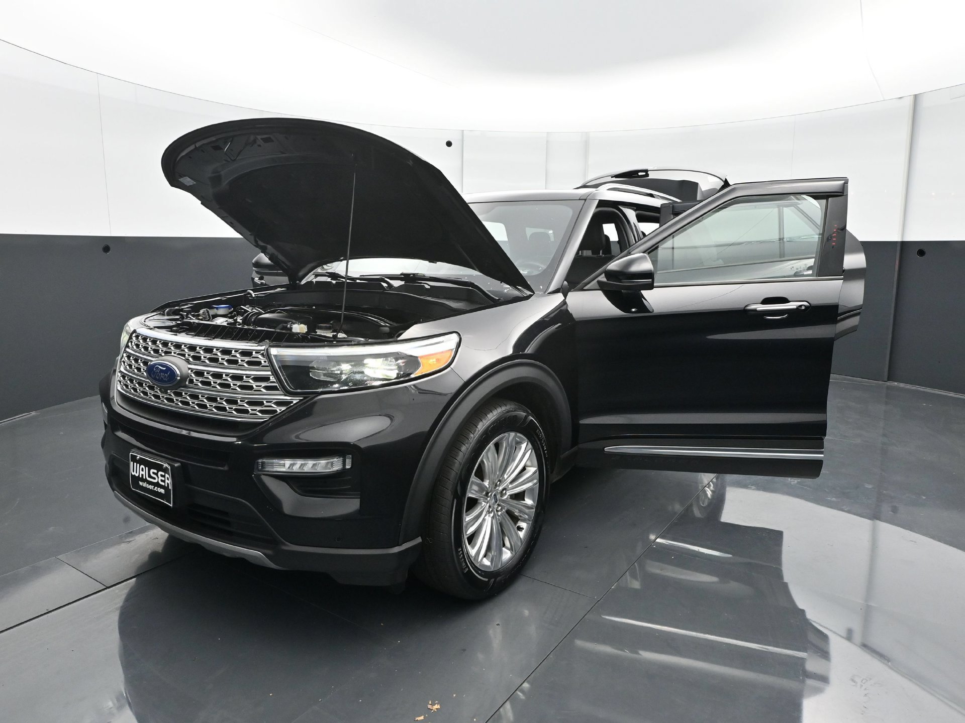 Used 2020 Ford Explorer Limited AWD/4WD image 32