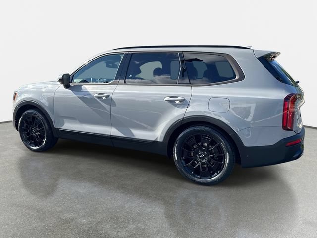 Used 2022 Kia Telluride SX w/ SX Prestige Package AWD/4WD image 3