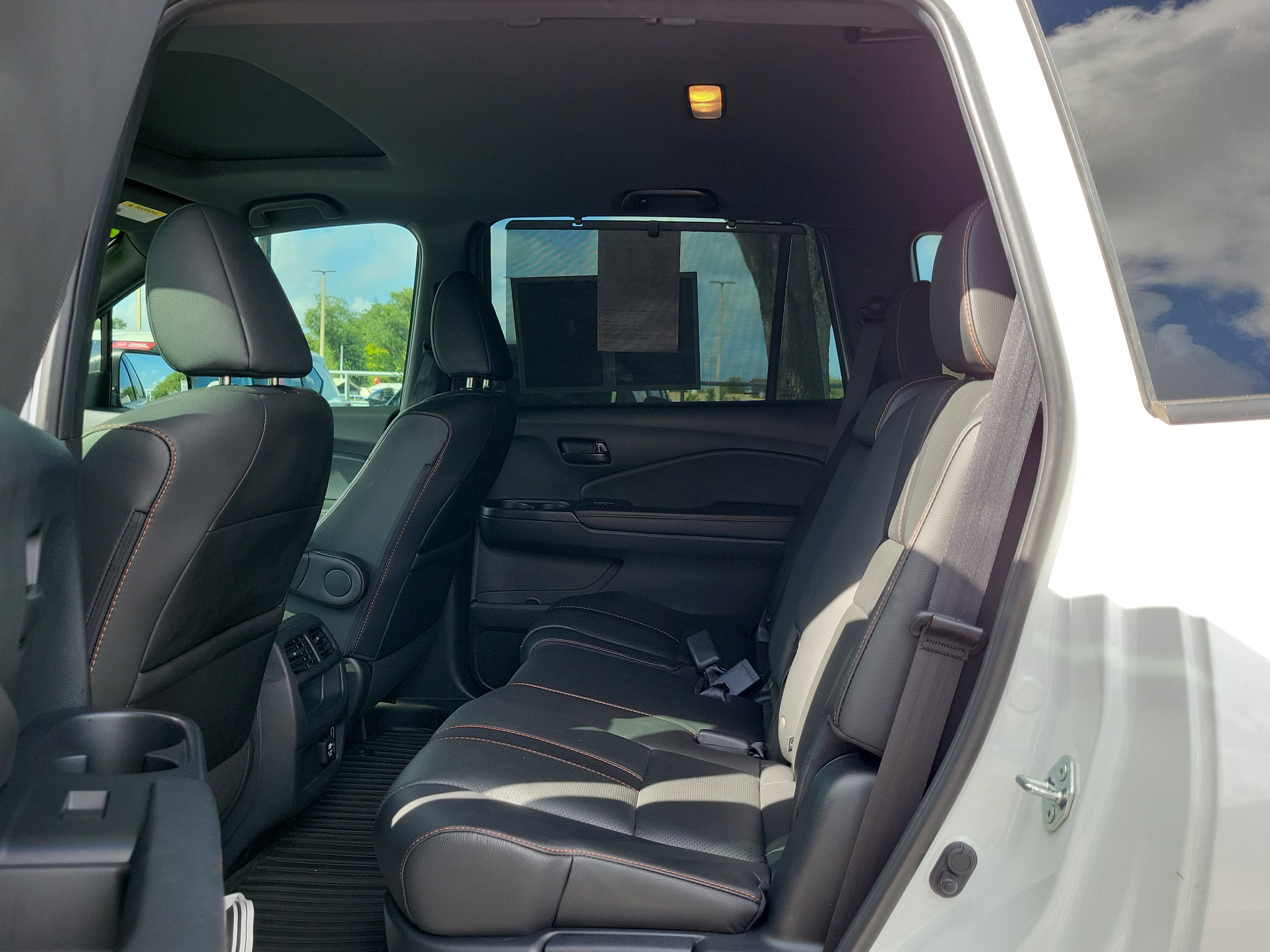 Used 2022 Honda Passport TrailSport image 12