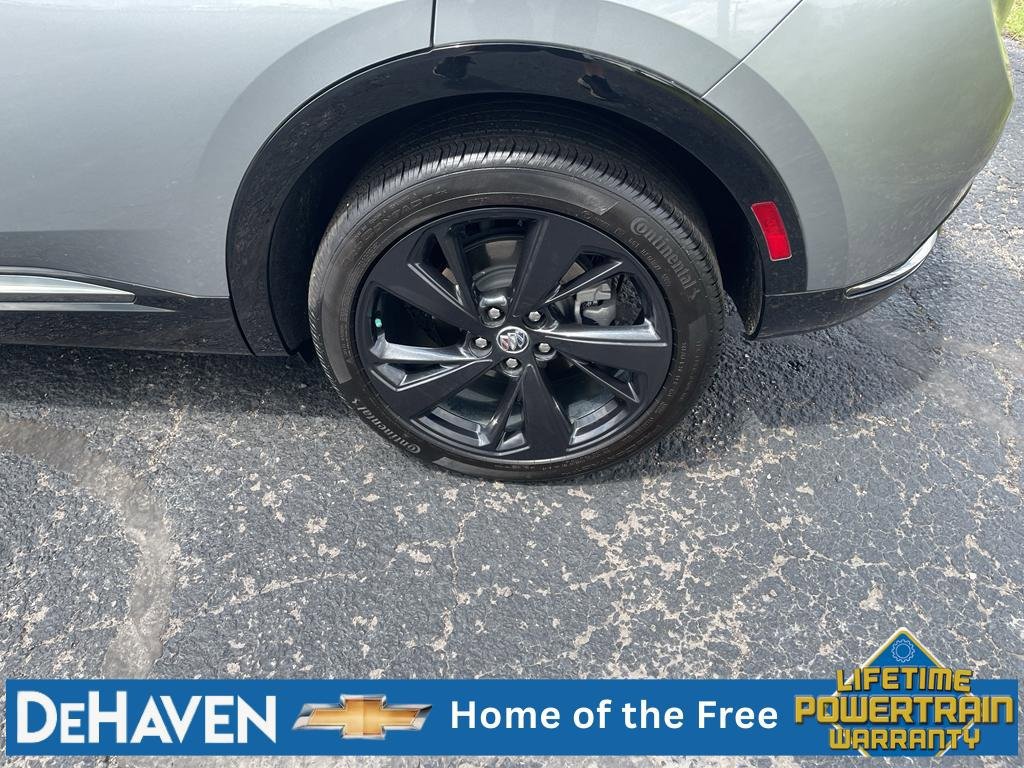 Used 2023 Buick Envision Essence w/ Sport Touring Package AWD/4WD image 10