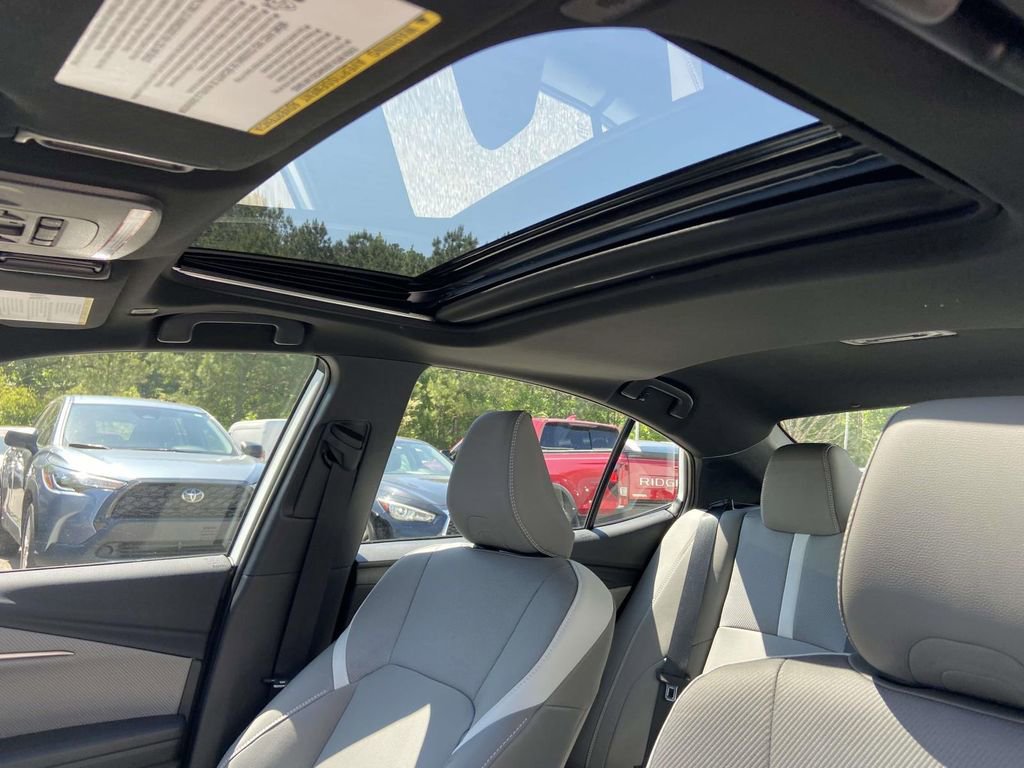 Used 2025 Toyota Camry SE w/ Multimedia Upgrade Package FWD image 19