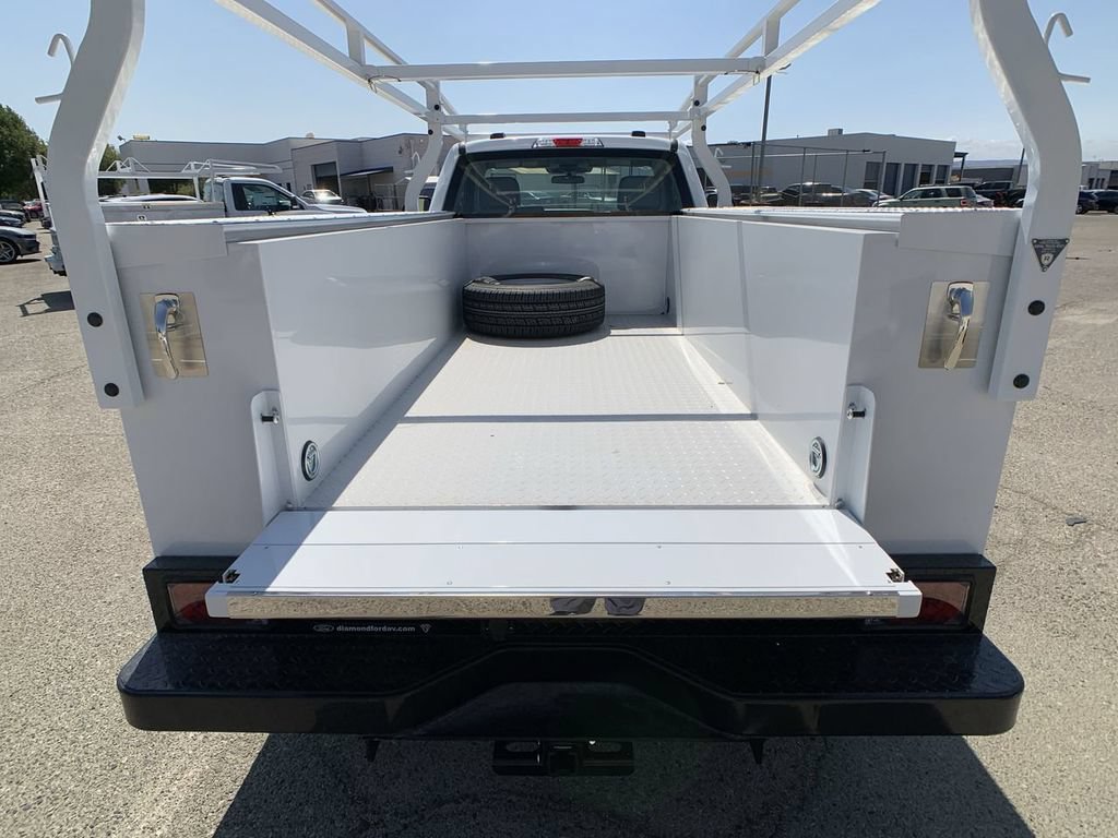 New 2025 Ford F350 XL w/ XL Chrome Package RWD image 37